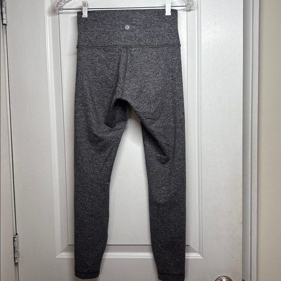 Lululemon Wunder Under High Rise 28" in Heathered Black - Picture 4 of 9